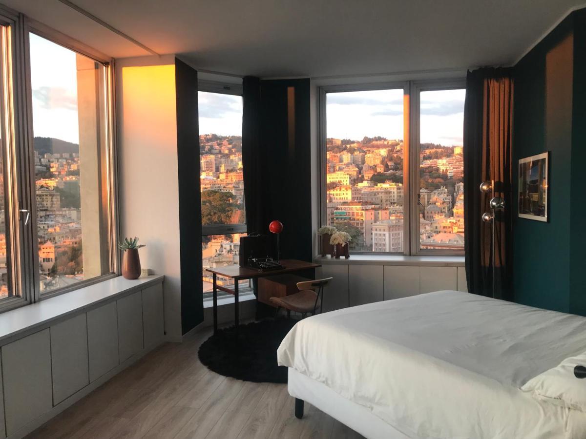 Central Penthouse With Spectacular Sea And City Views Genua Exteriör bild